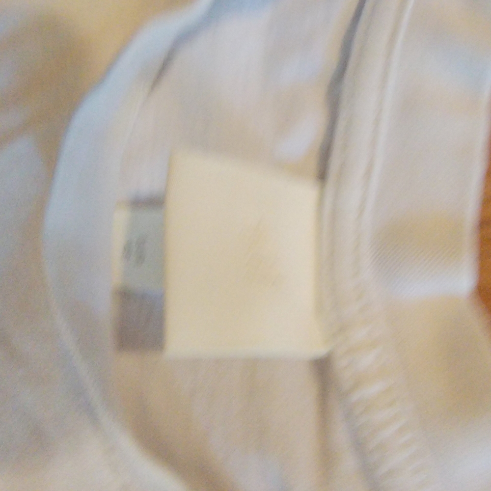 HM Calins (Hug) Touching My Heart White Long T Shirt Size XS - Picture 3 of 4